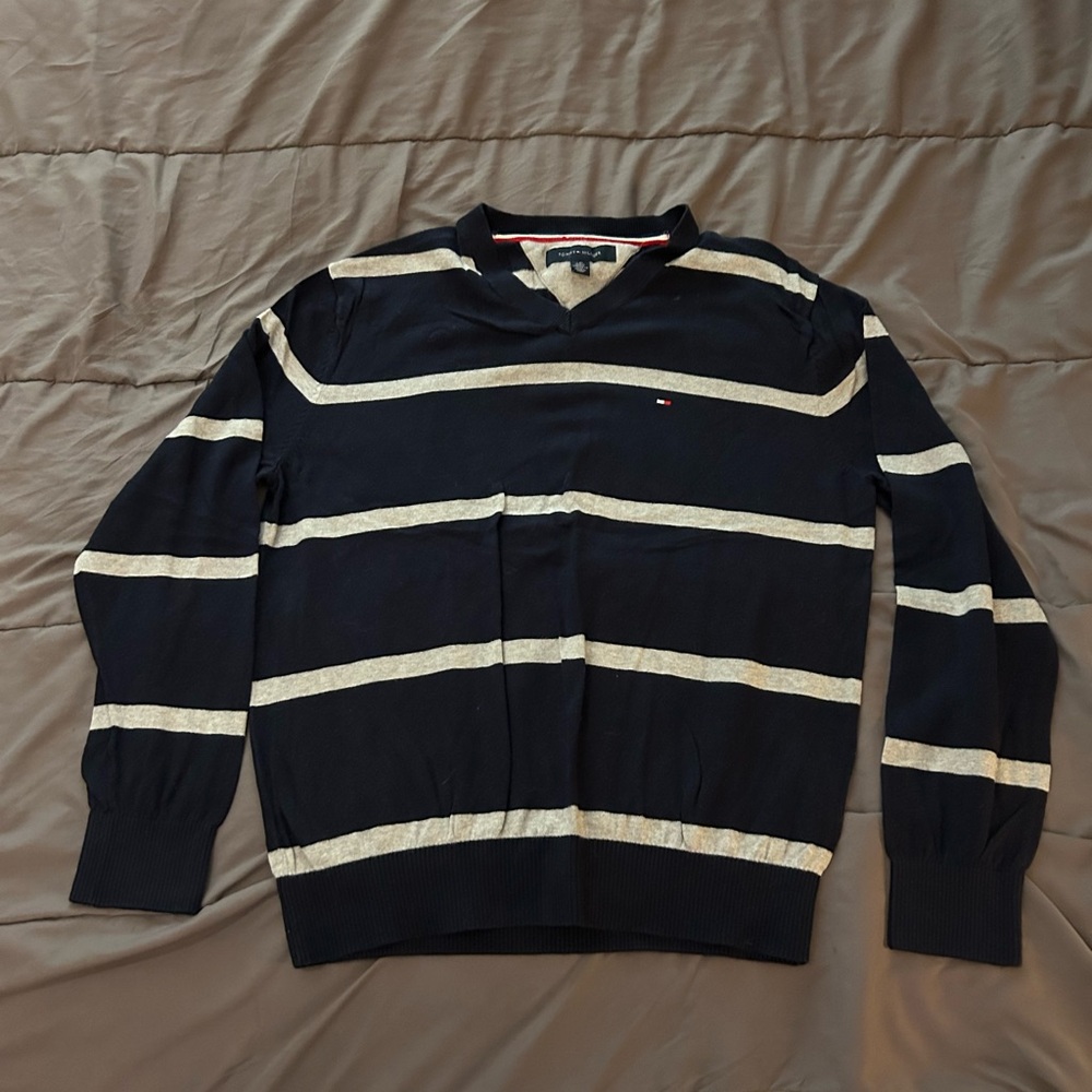 Tommy Hilfiger sweater